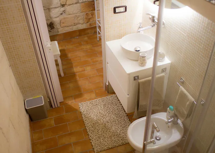 La Grottina * ביצ'לייה